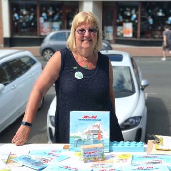 20139738_1922281518010023_683735940376064043_n (002)